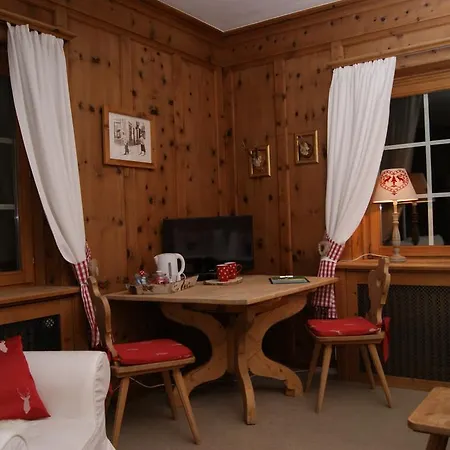 Hotel Arturo Celerina/Schlarigna