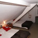 Arturo